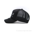 Cappello in maglia in schiuma ricamato nero personalizzato